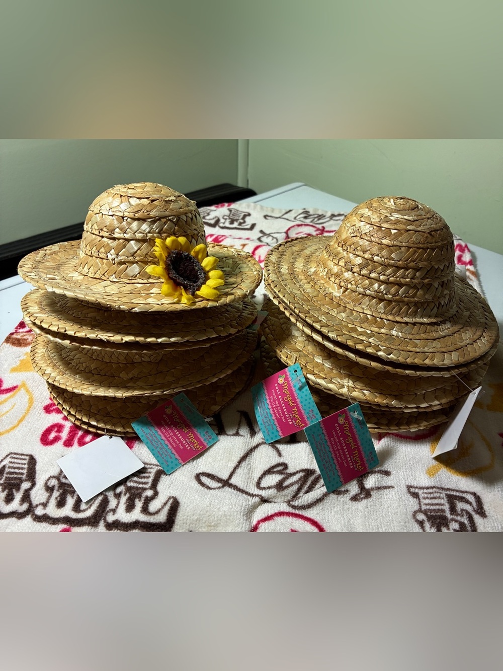 12 Straw Sun Hats for crafting for fall decorations. New